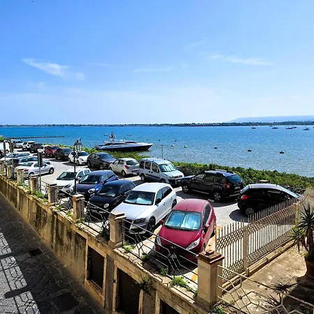 Sea Living Ortigia Дом отдыха *